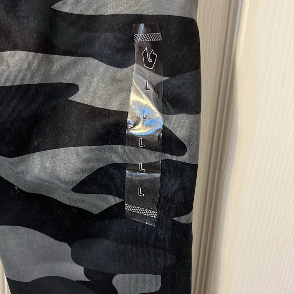 Sweatpants - Picture 6 of 8